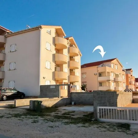 Alex Appartement Povljana